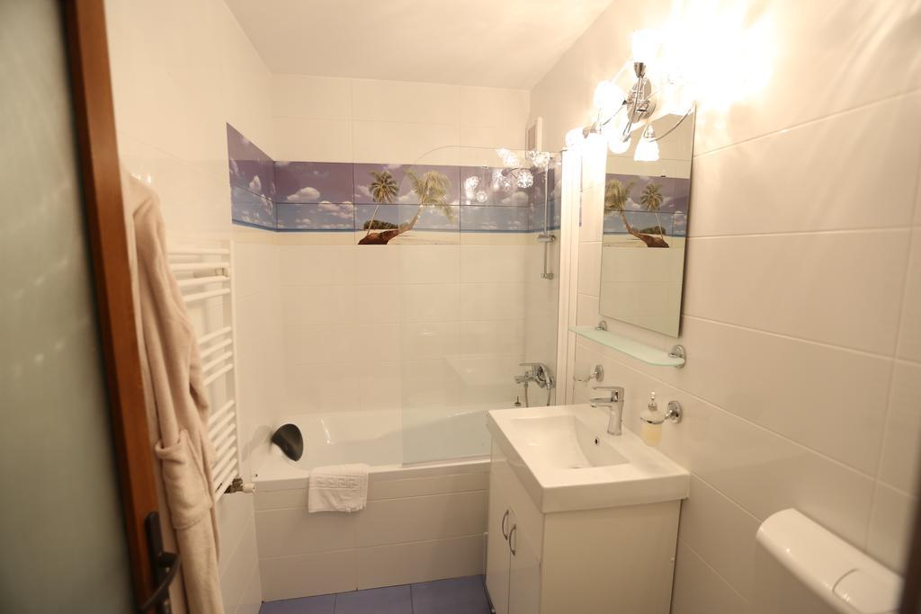 Apartament Maria Galaţi Екстериор снимка